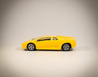 MRモデル 1:43 ランボルギーニ ディアブロ VT イエロー 1993 MR106A