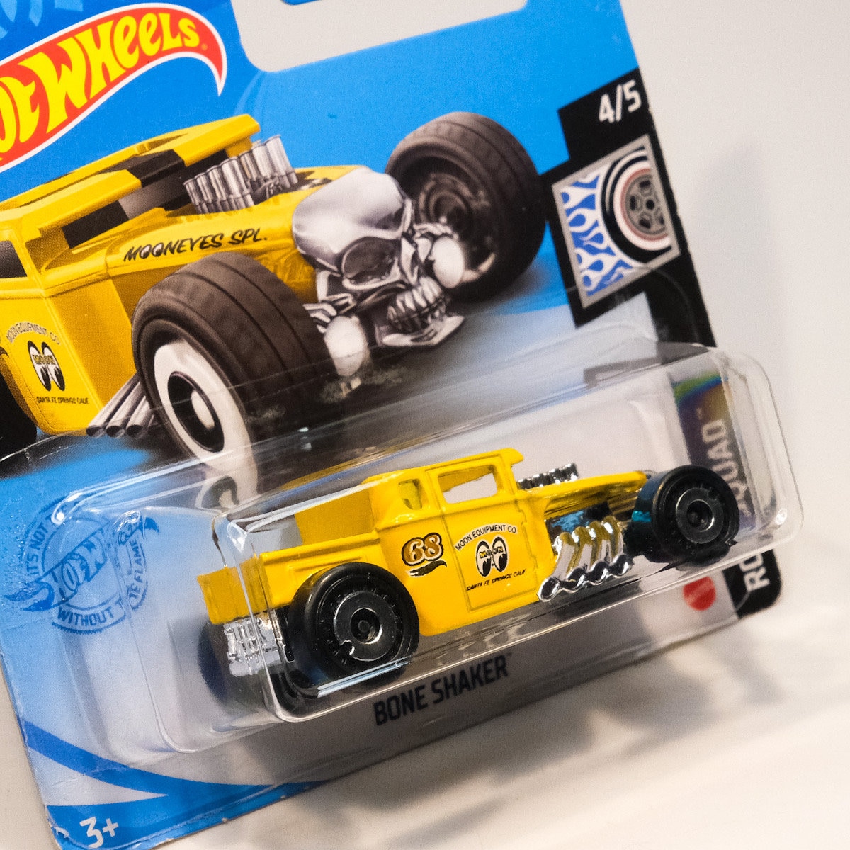 ホットウィール ムーンアイズ 4台セット ボーンシェイカー ダッジバン HW ホットウィール VW ワーゲンバス T2 ピックアップ ハマー