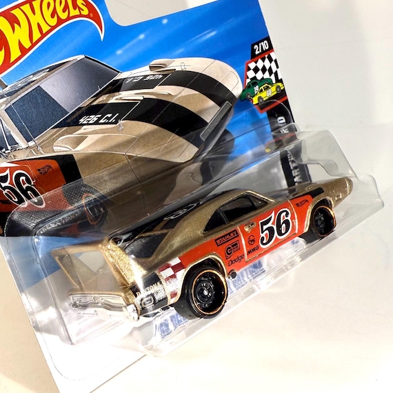 Hot Wheels '69 Dodge Charger Daytona - HW Starting Grid - Etsy