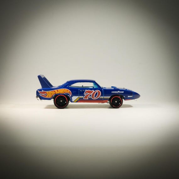 ホットウィール '70 プリムス スーパーバード - HW レースチーム 5