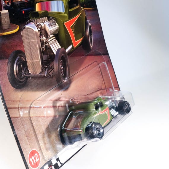 Hot Wheels '32 Ford Boulevard Series Diecast – Real Riders Metal