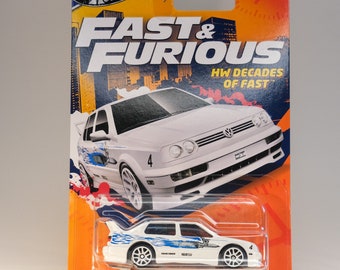 Hot Wheels Velozes e Furiosos Volkswagen Jetta MK3 (04-05) Décadas de  Velozes