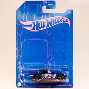 Hot Wheels 2018 50th Anniversary HW Speed Graphics Datsun Fairlady 2000 | 55/365, Light Blue