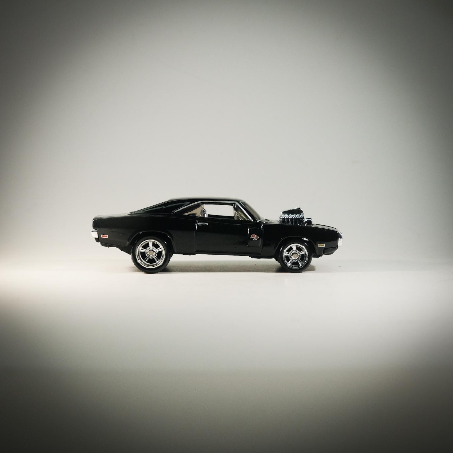Hot Wheels Premium 70' Dodge Charger R/T - Fast & Furious