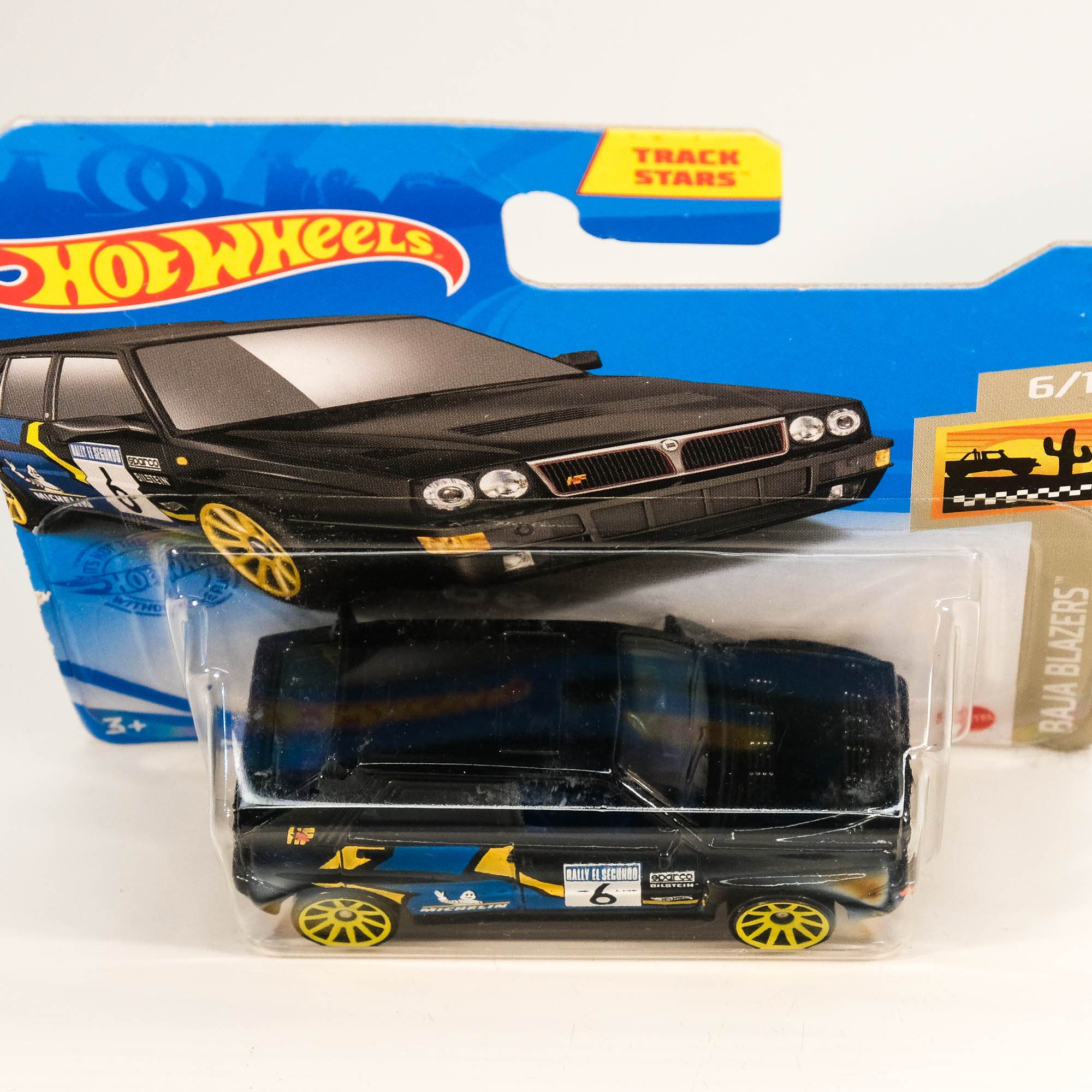 DIE CAST & Lancia Delta Integrale  6/10 Baja Blazers Hot Wheels Scala