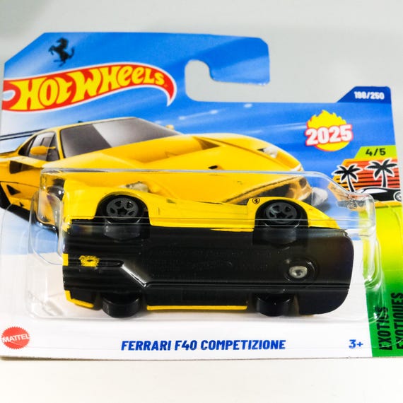 ホットウィール フェラーリ F40 コンペティツィオーネ - HW