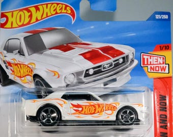 Hot Wheels Ford Mustang Coupé '67: ayer y hoy