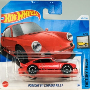 Hot Wheels Porsche 911 Carrera RS 2.7 (r)- ¡Velocidad clásica en miniatura!