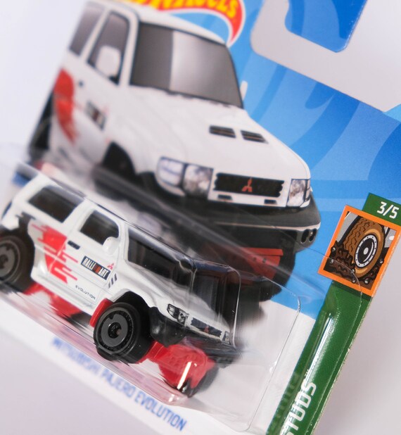 Hot Wheels Mitsubishi Pajero Evolution - Off-road Adventure Awaits