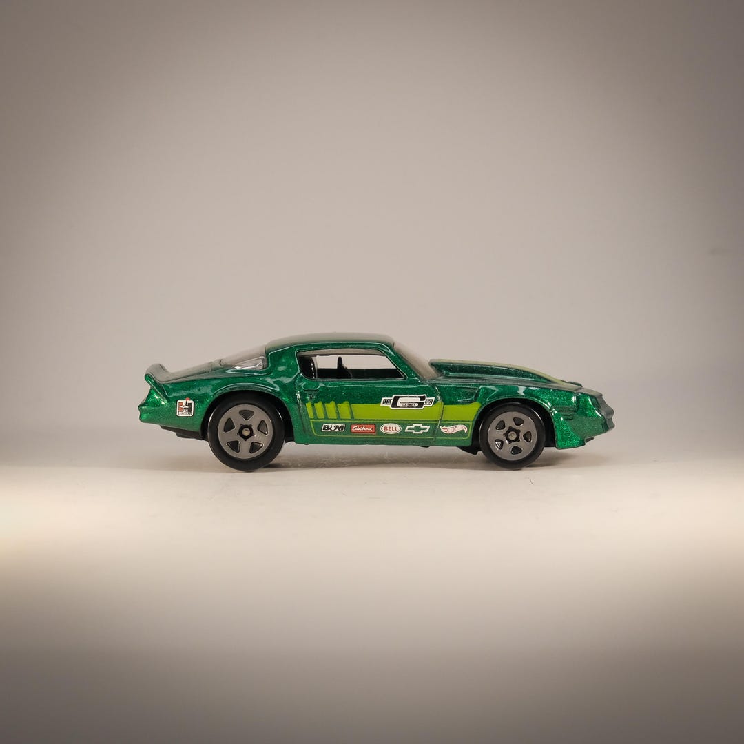 hotwheels Custom Camaro 状態悪　ミニカー　開封済　破損有 hotwheels Custom Camaro 状態悪 ミニカー 開封済 破損有 hotwheels