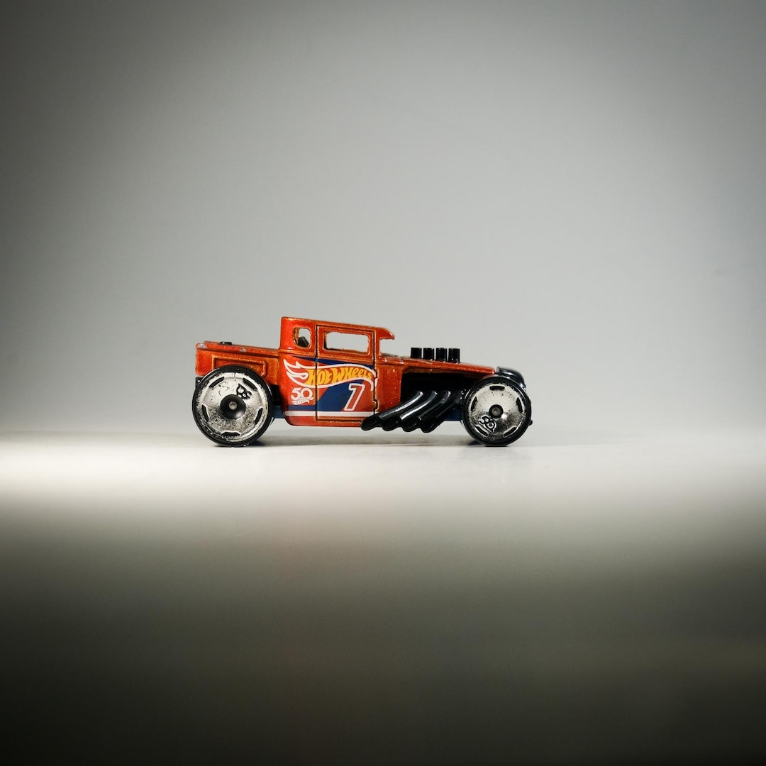 Hot Wheels Bone Shaker - HW 50th Race Team Mini Collection (2018