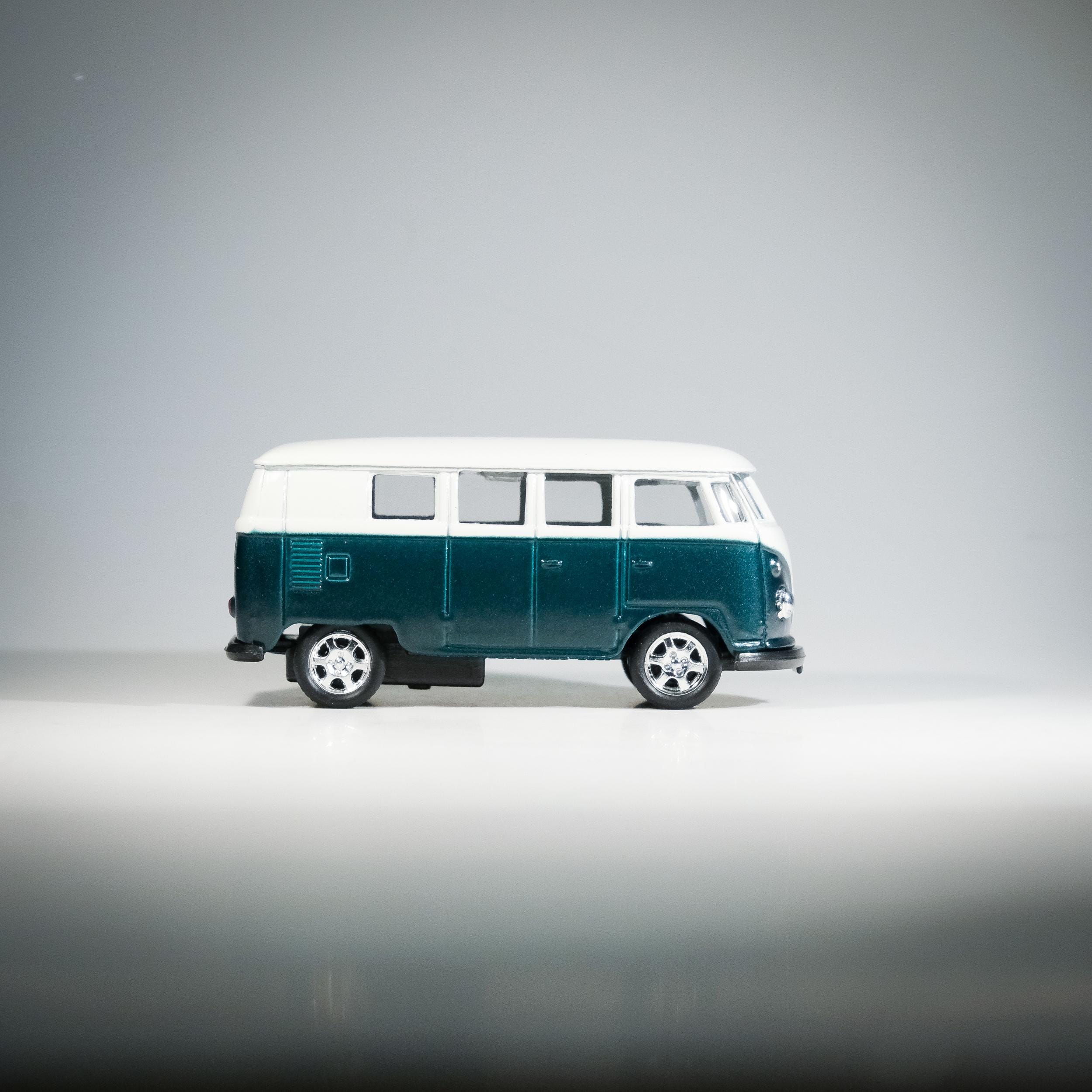 Volkswagen T1 Bus Diecast Model 1:60 - Etsy