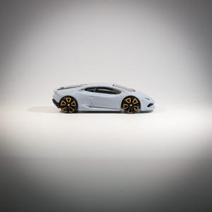 Hot Wheels Lamborghini Huracán LP 610-4 - Factory Fresh