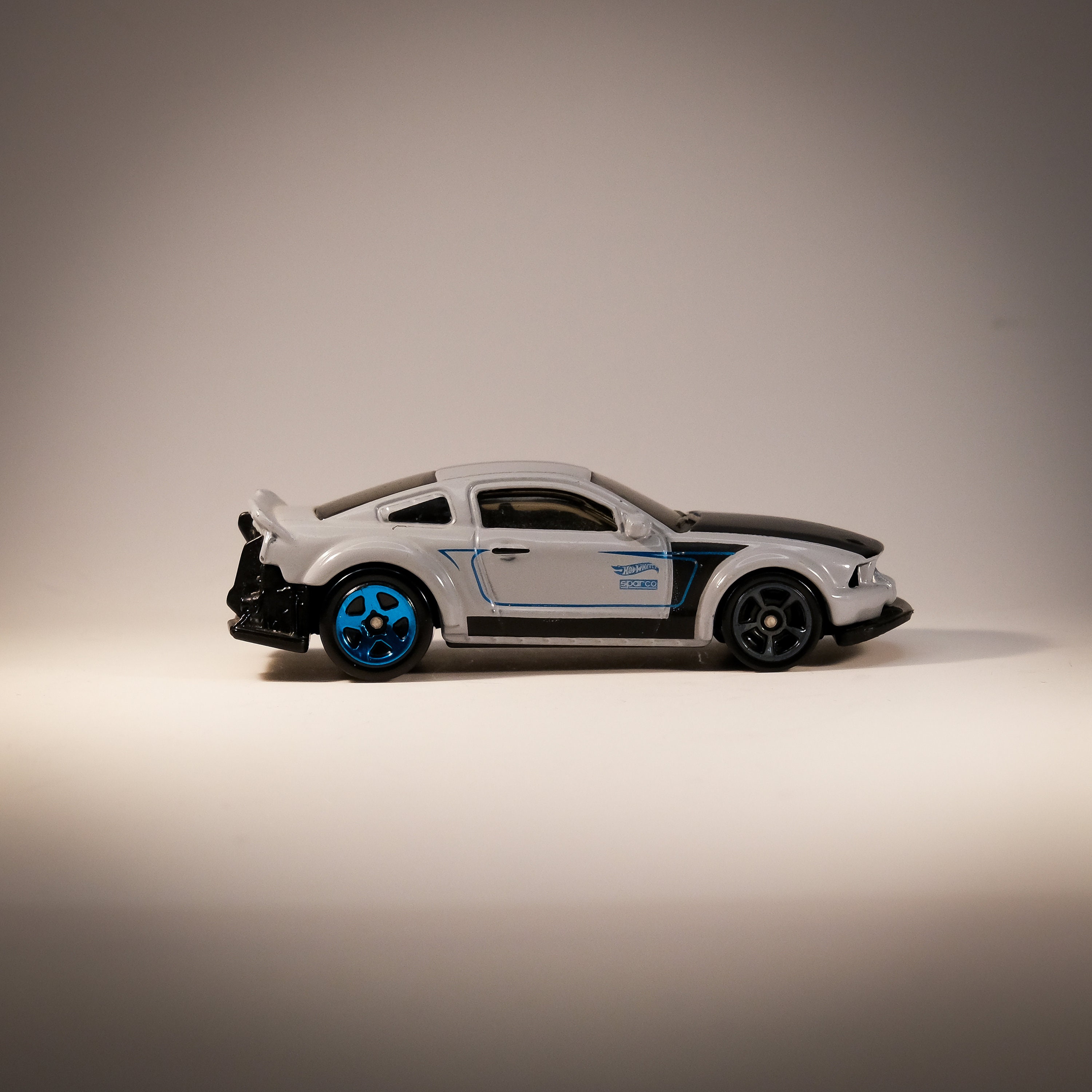 Hot Wheels 2005 Ford Mustang 500 - Circuito Digital HW - Etsy