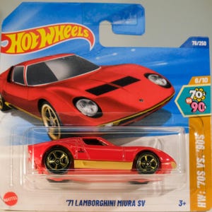 Hot Wheels &#39;71 Lamborghini Miura SV - HW: Anos 70 VS Anos 90