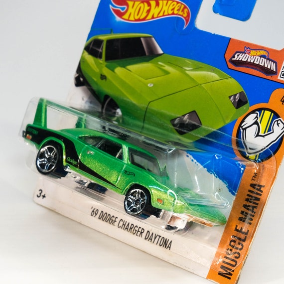 ホットウィール ダッジ チャージャー デイトナ '69 - マッスルマニア