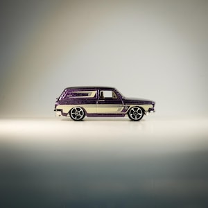 Hot Wheels Custom &#39;69 Volkswagen Squareback - Volkswagen