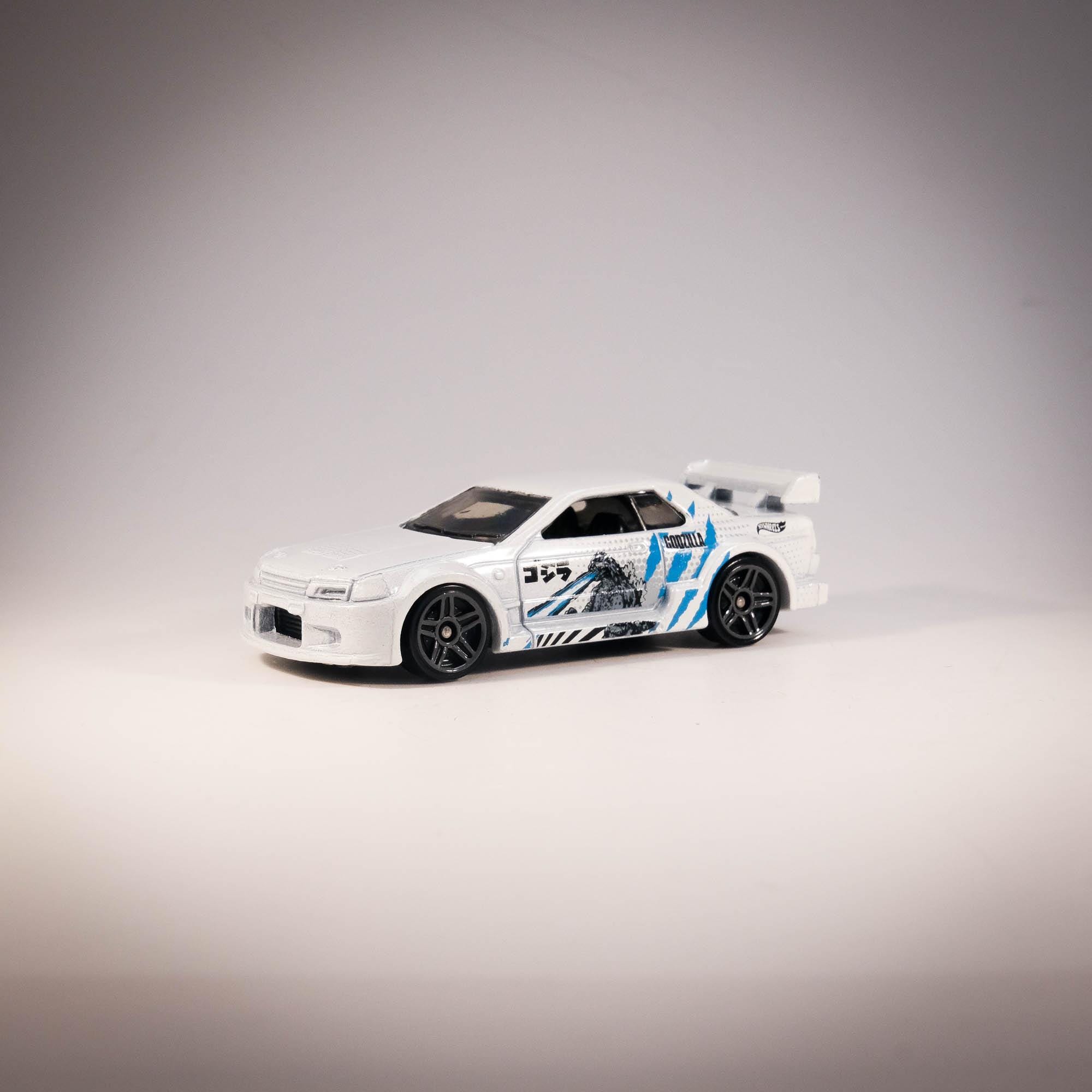 ホットウィール 日産スカイライン GT-R (R32) - ゴジラエディション