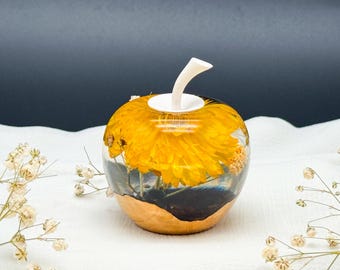 Chrysanthemum Resin Apple Paperweight: Handmade Floral Decoration