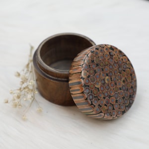 S-Size Jewelry Box Handmade Round Storage Box With Color Pencil Lid Natural Wood Craft Ring, Earring and Necklace Boxes image 6