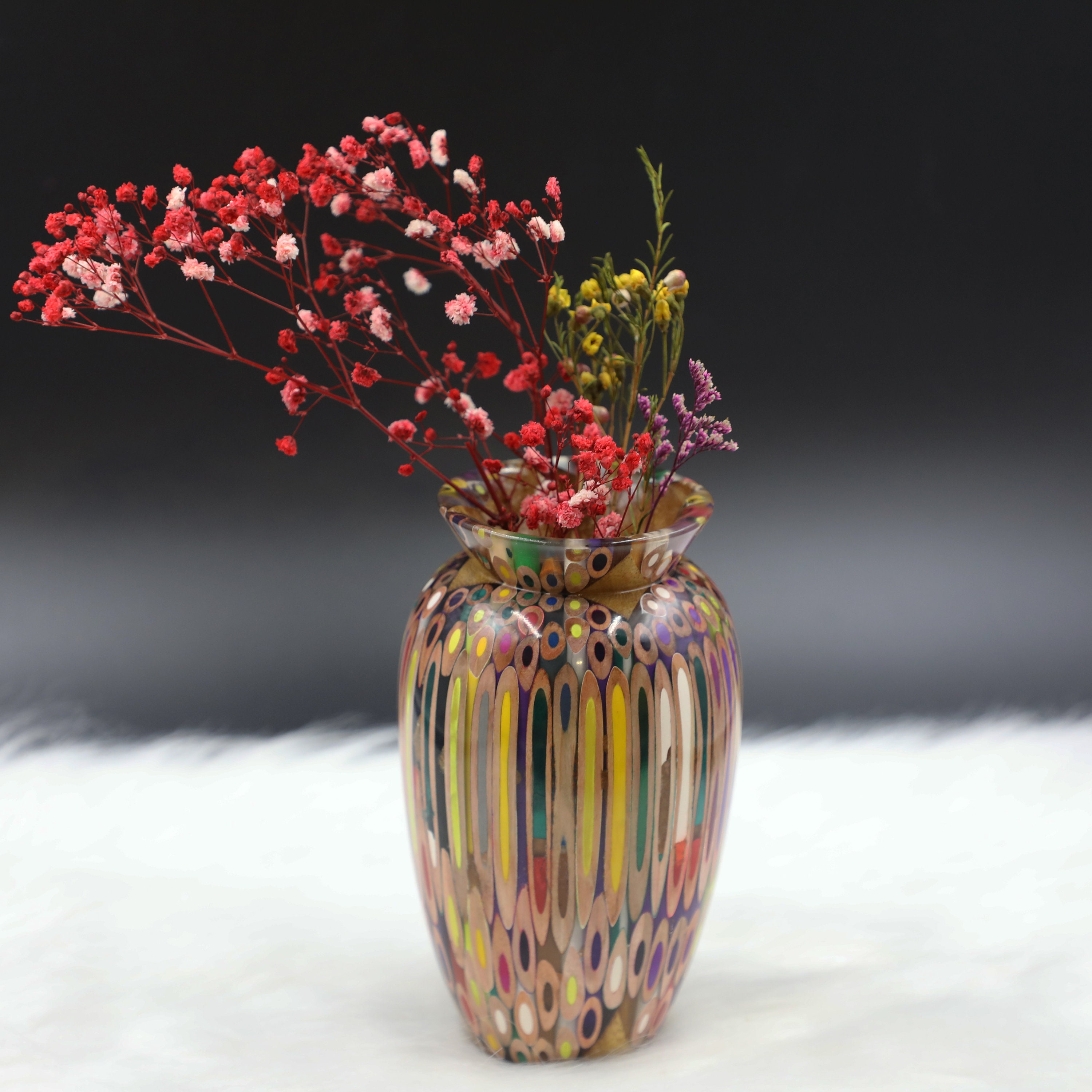 Handmade Dry Flower Vase made of Color Pencil & Resin Etsy