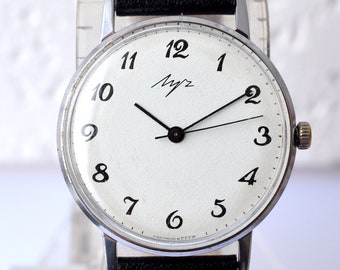 LUCH Mens Vintage Watch: Ultra Slim 23 Jewels, USSR 1970s