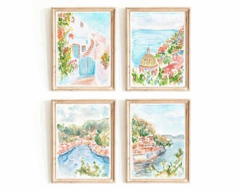 Könnte beinhalten: Set aus vier Aquarellbildern, die Szenen einer Küstenstadt darstellen. Die Bilder zeigen Gebäude, Wasser und Grün in Blautönen, Grüntönen und Rosatönen.