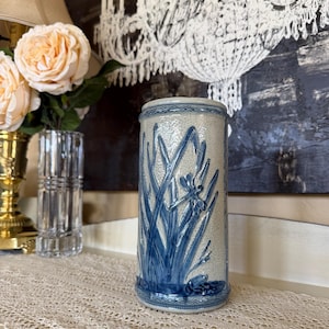Old Sleepy Eye Vase•Circa 1903•Weir Pottery Company
