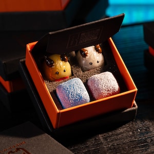 Poro Artisan Keycap – Handmade Resin Keycap for MX Cherry Switches | Gaming RGB Backlit Keycap | League-Inspired Cute Keycap Gift