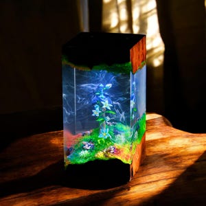 Resin Wood Night Light gift for game fans Tabletop Decor, Birthday Gift, Master Sword Lamp, Resin Egg Easter Gift, Zelda Fans Christmas Gift