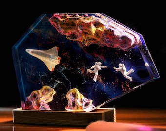 Film Raumschiff Statue Harz Nachtlicht, handgemachte Weltraum Harz Lampe, futuristische Raumschiff Dekoration, Halloween Geschenk, Weihnachtsgeschenk