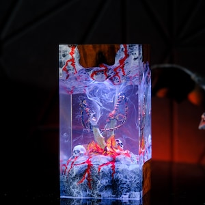 Kratos Night Light, God of War Lamp, Resin Kratos LED Lamp, Gamer Room Decor,  Christmas Gift, Gaming Desk Light, Custom Gamer Player gift