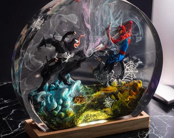 Halloween Gift, Handmade Resin Superhero Lamp – Custom Night Light, Unique Desk Decoration, Collectible Gift for Fans, Gaming Room Decor
