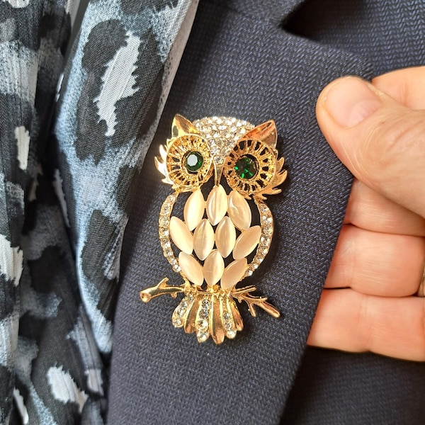 Owl Brooch, Owl pin, Owl broach, Owl broche, gift for Owl lover, gift for mum, brooches forwomen, brooches for men