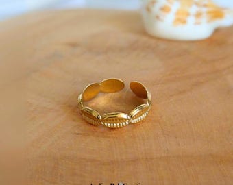 Open Ring cowrie shell | golden stainless steel