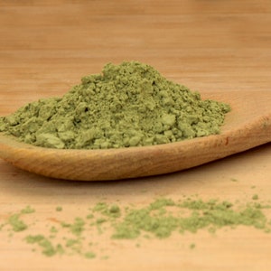 Organic Moringa Leaf Powder (Moringa oleifera) - 100% Organic Nutritional Supplement - Organic Moringa Leaves Dietary Green Superfood