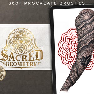 Op de afbeelding: Een digitale collectie van 300+ Procreate-penselen met heilige geometrieontwerpen. De afbeelding toont een goudkleurig logo met de tekst SACRED GEOMETRY en een tabletscherm met een zwart-wit ingewikkeld mandala-tattoo-mouwontwerp.