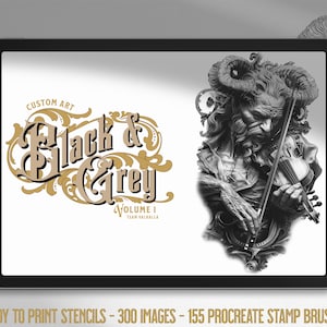 Könnte beinhalten: Ein digitales Tablet zeigt ein Grafikdesign für ein Tattoo-Schablonenset namens "Black & Grey" Volume I von Team Valhalla. Das Design zeigt einen Mann mit Hörnern, der Geige spielt. Das Tablet befindet sich auf einem weißen Hintergrund.