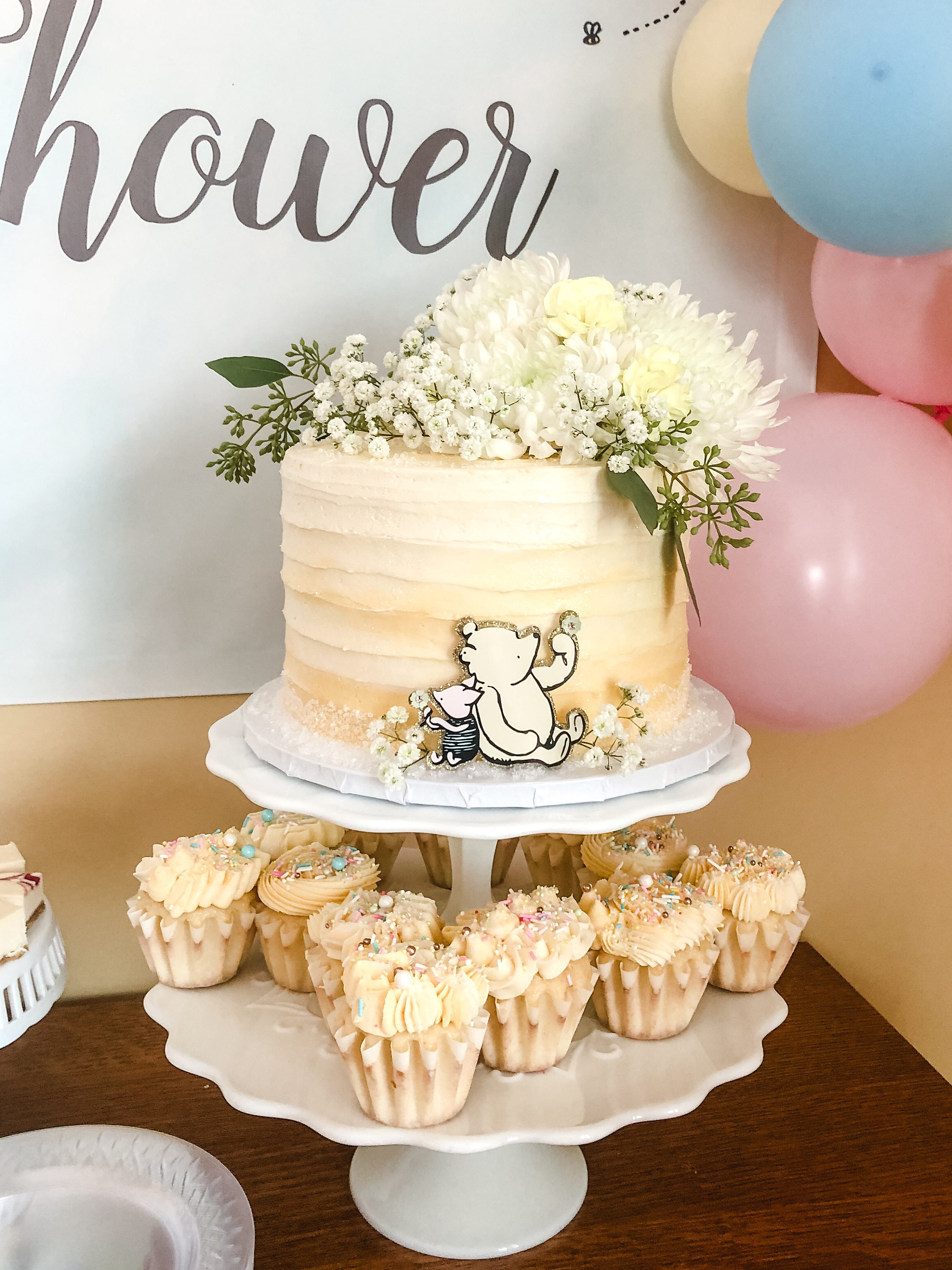 Personalised Winnie the Pooh Cake Decorations, Childrens Birthday Party  Cake Toppers, Wood Cake Decoration, Customisable Cake Topper 5 Pcs 