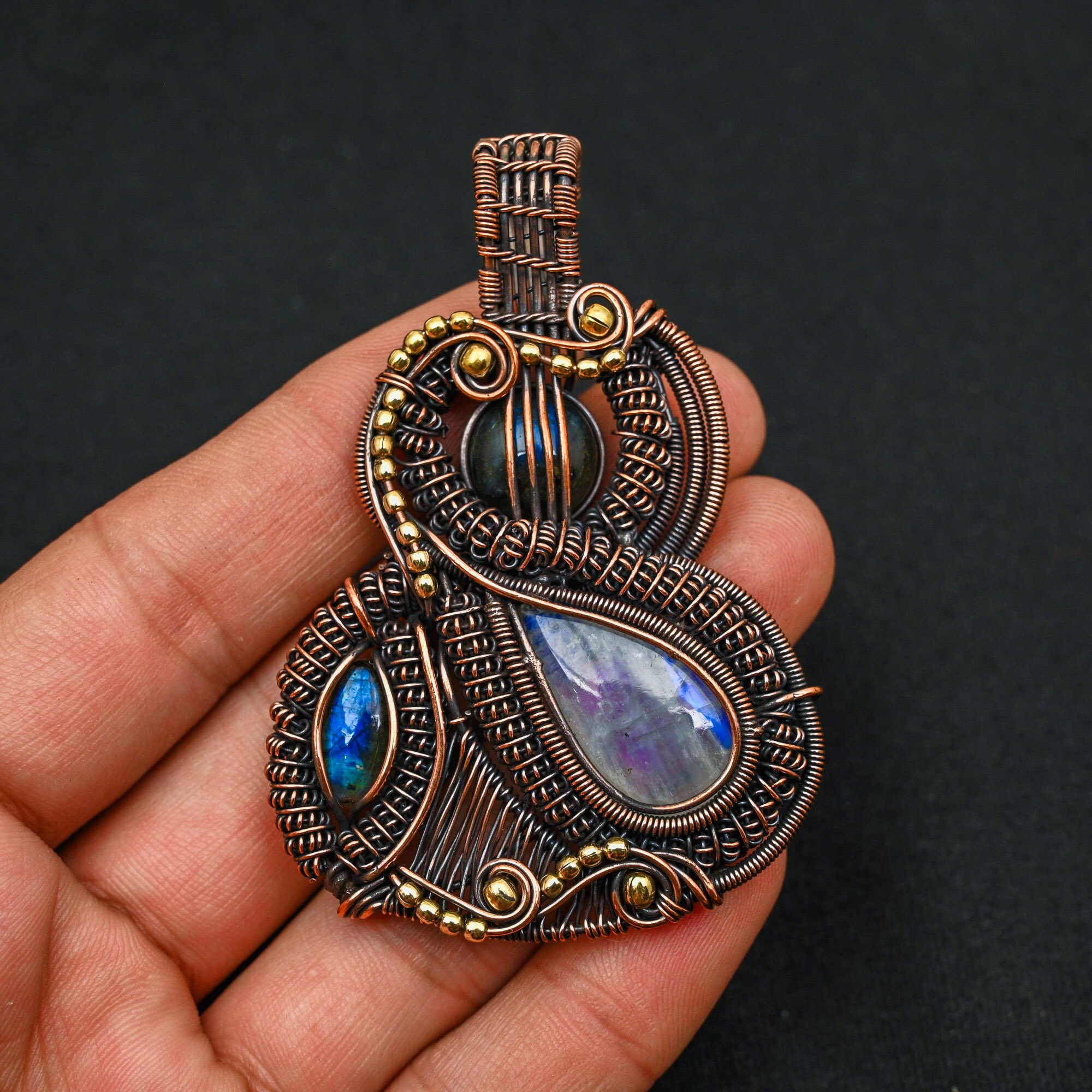 アクセサリー CDL TOKYO Moon stone Misanga set PRE-ORDER]CDL MOON STONE NECKLACE – CDL TOKYO