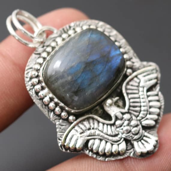 ゴルチエ　ラブラドライトペンダント Flower×Labradorite Necklace(マダガスカル産セミオーダー