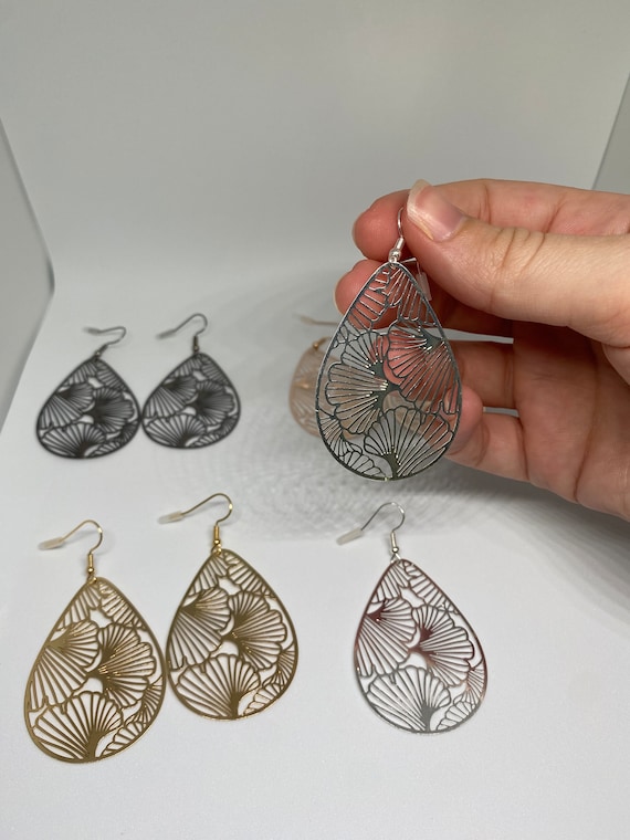 Ginkgo Leaf Pattern Hollow Dangle Earrings - Elegant 