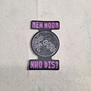 Luna nueva ¿Quién es? / Adhesivo de vinilo / Adhesivo de fase lunar / Adhesivo de bruja