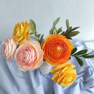 Fall paper flower bouquet gift for sister, Bright ranunculus and roses bouquet housewarming gift, Artificial flowers for home decoration