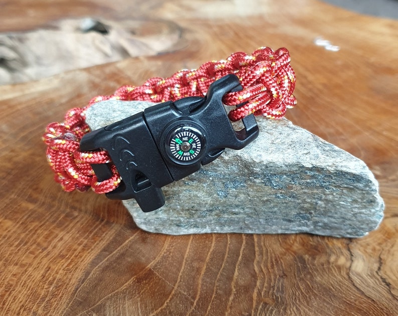 Man survivor bracelet gift paracord outdoors camping climbing sport mountain lover Cadeau homme loisir escalade plein air multifuction