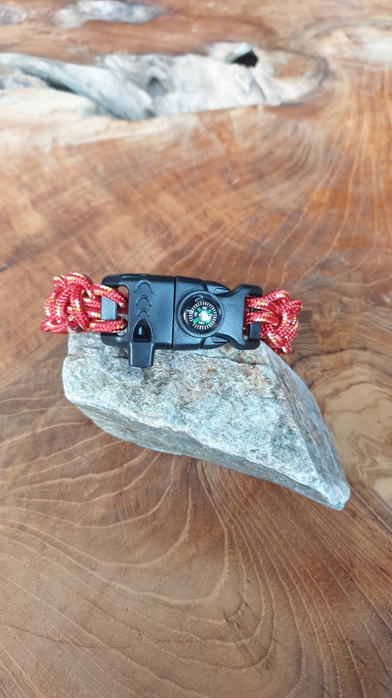 Man survivor bracelet gift paracord outdoors camping climbing sport mountain lover Cadeau homme loisir escalade plein air multifuction