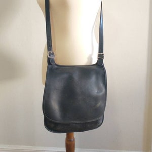 Vintage Hippie Black Flap Side Coach Bag #9135