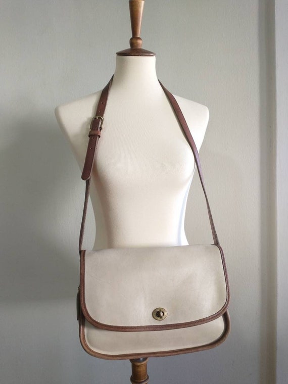 Vintage bone white with tan piping City bag Spect… - image 1