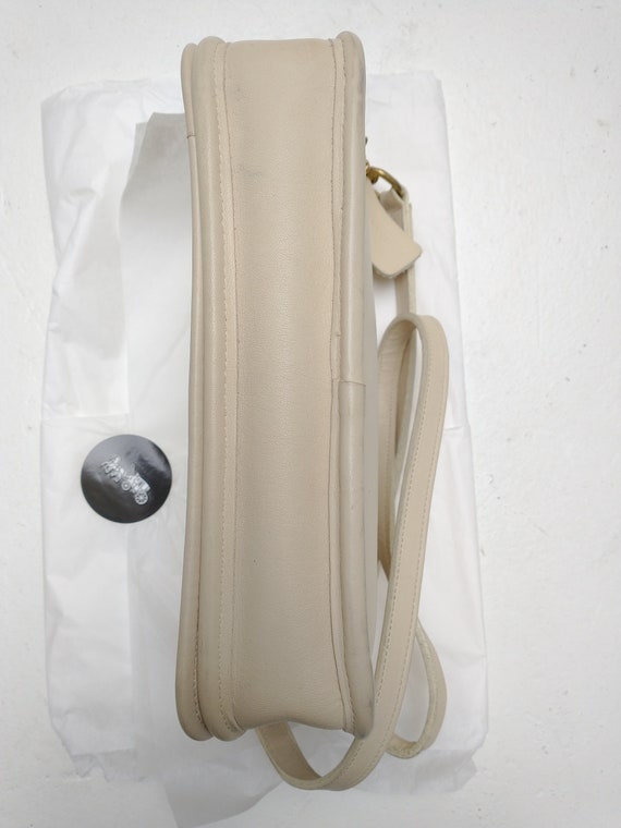 Vintage Bone White Coach Penny Pocket purse #3834 - image 2