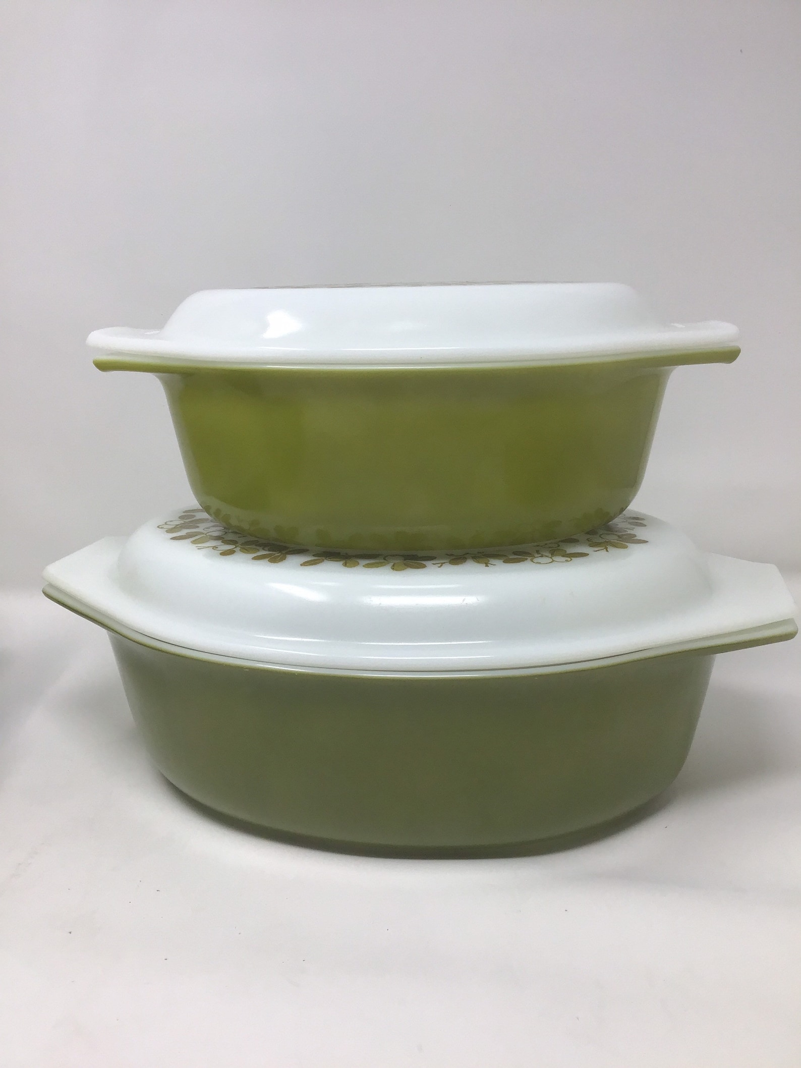 Vintage Pyrex Verde Green Pattern 2 1/2 Quarts with matching Etsy